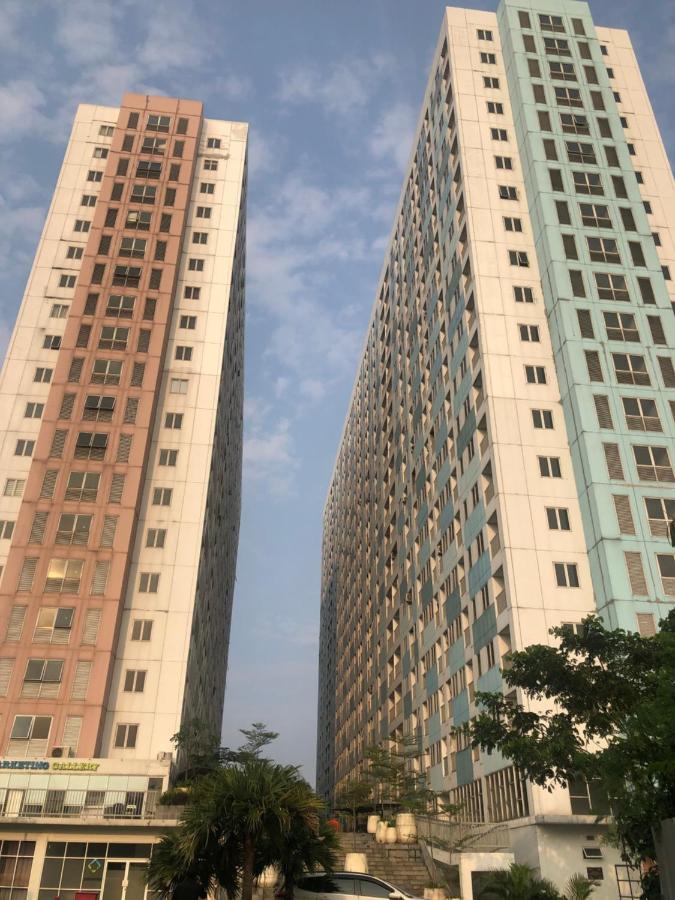 Apartment Grand Sentraland Karawang Manage By Laguna Room Dış mekan fotoğraf