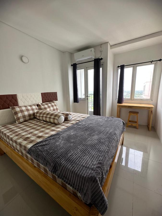 Apartment Grand Sentraland Karawang Manage By Laguna Room Dış mekan fotoğraf
