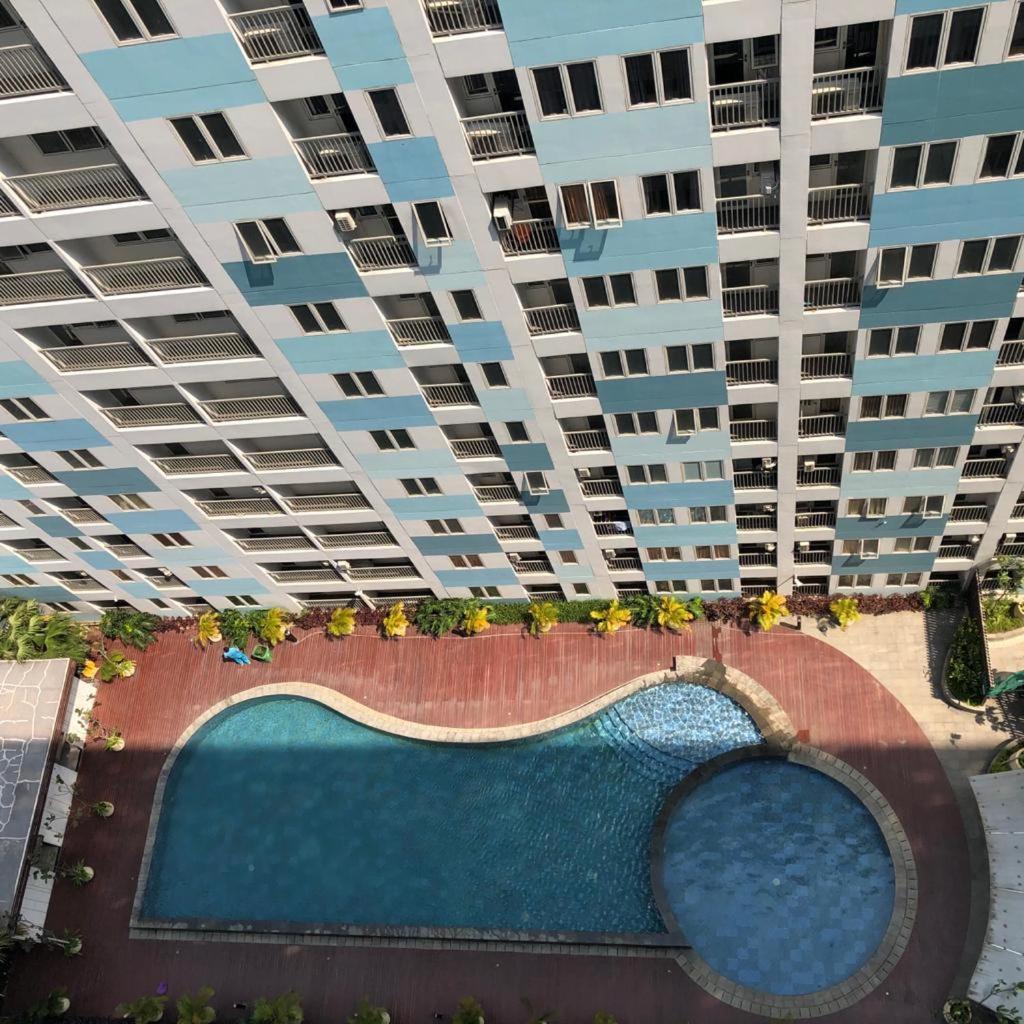 Apartment Grand Sentraland Karawang Manage By Laguna Room Dış mekan fotoğraf
